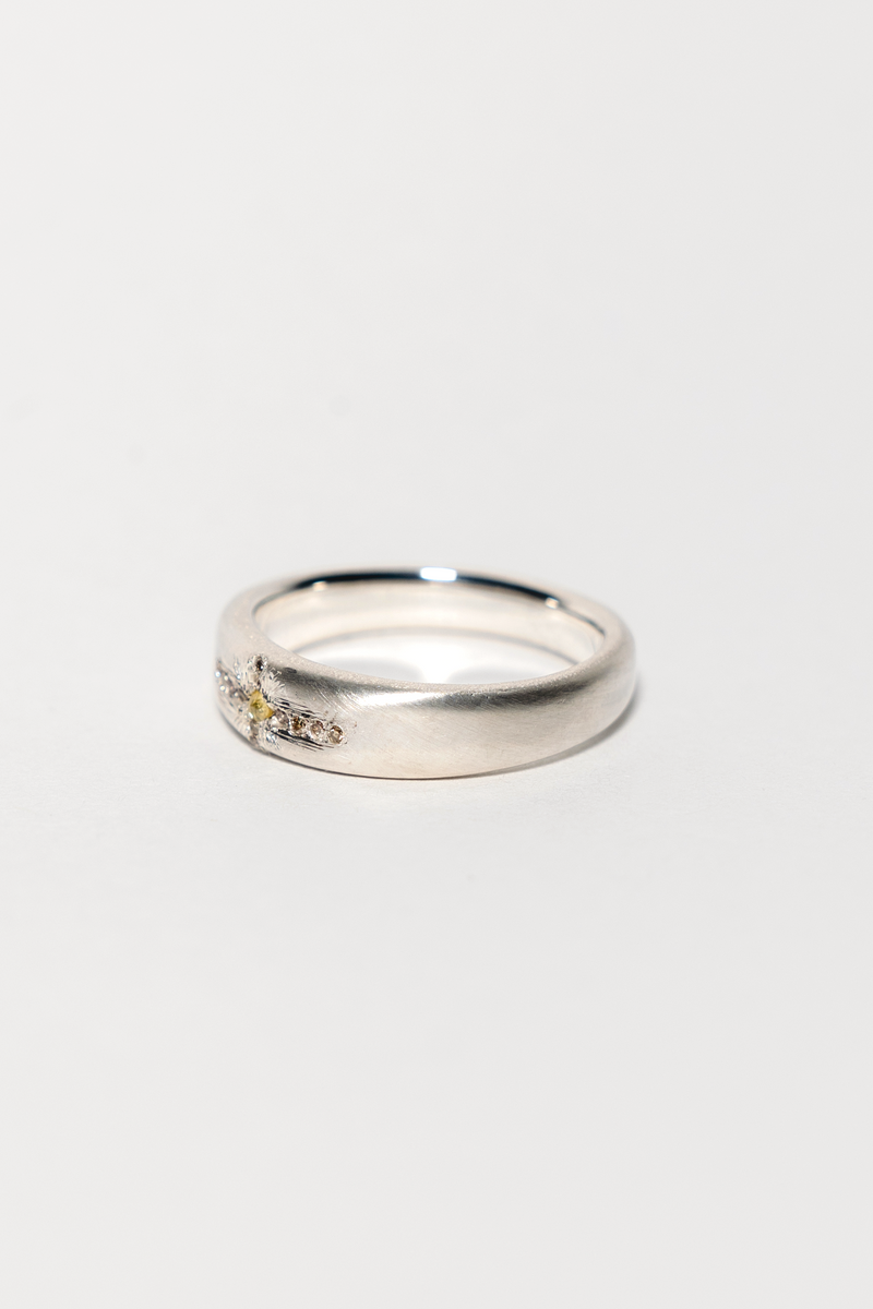 CROSS RING