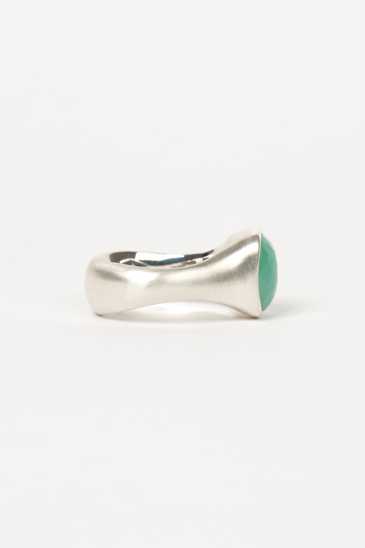CRYSOPRASE RING