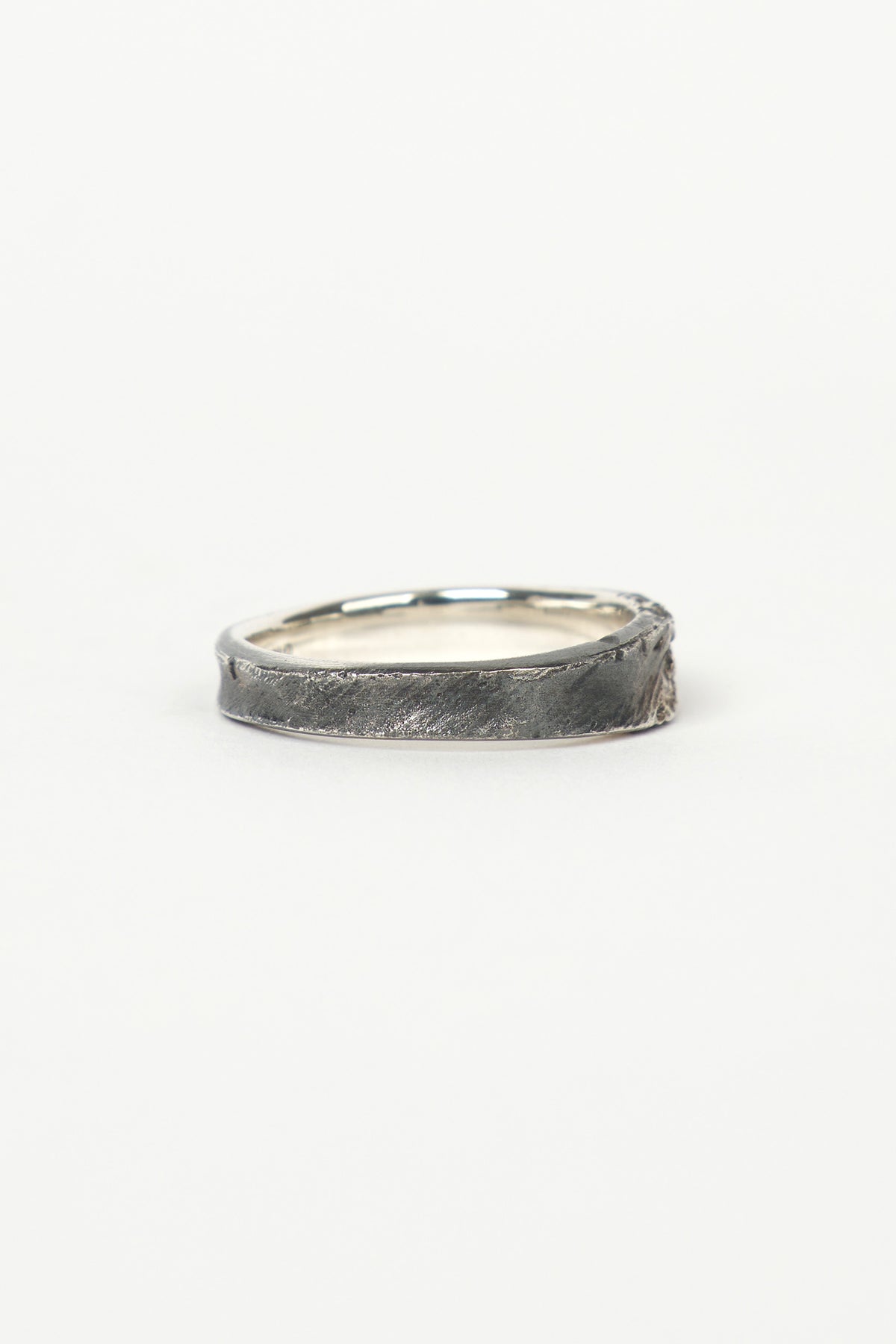 GREY RING