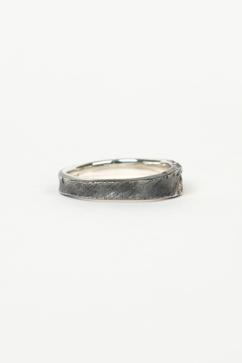 GREY RING