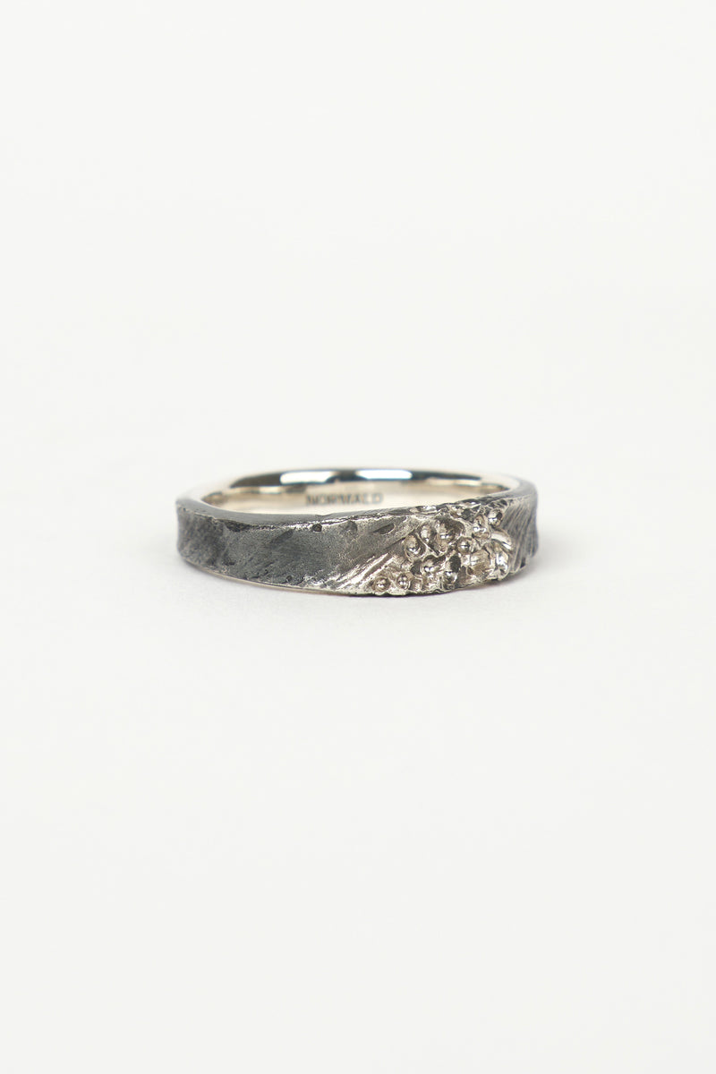 GREY RING