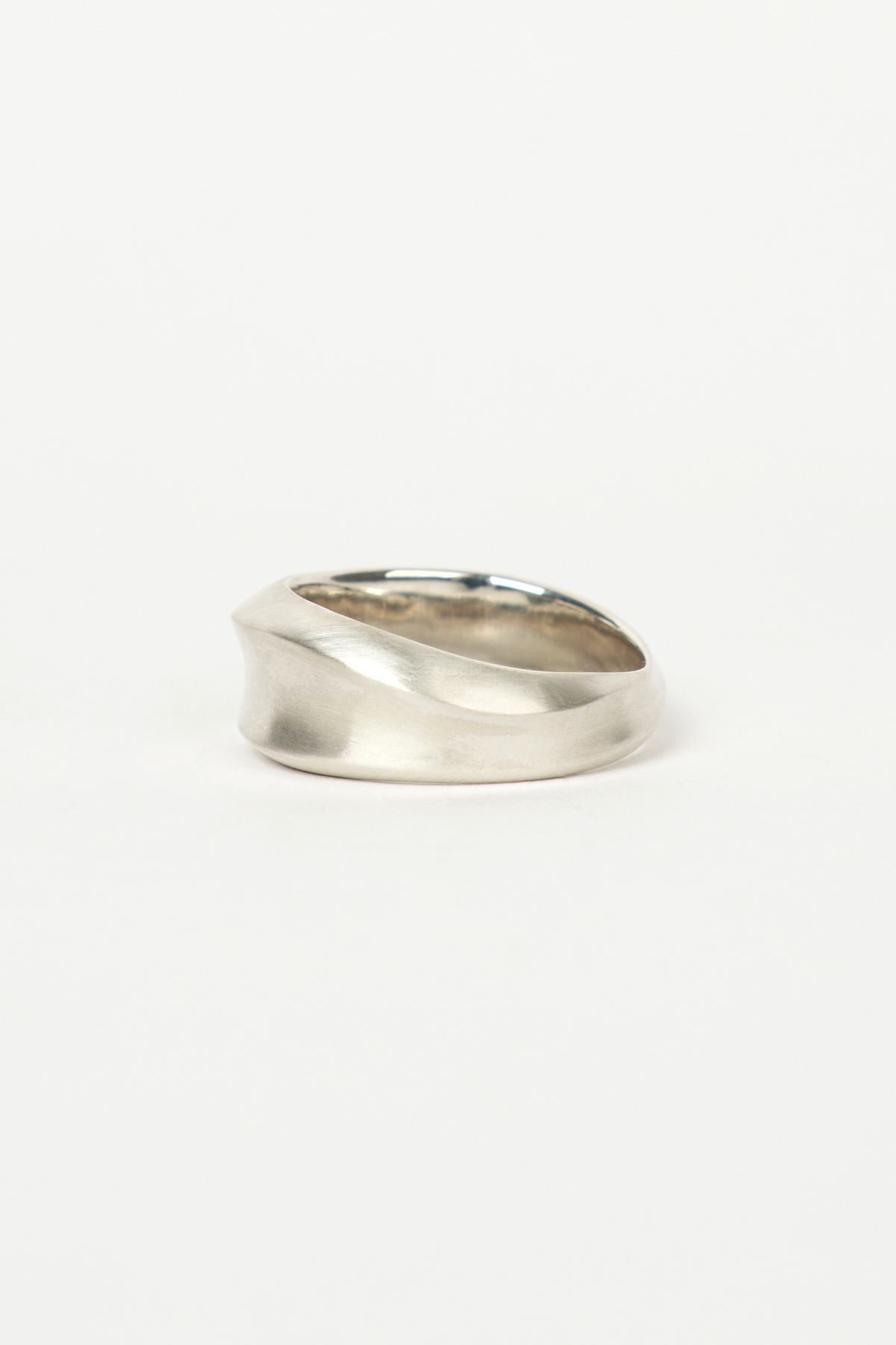 TWIST RING