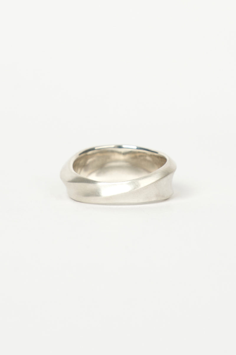 TWIST RING
